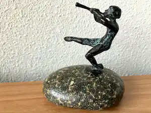 Niel Steenbergen - Prachtig bronzen beeldje van de Pan met de fluit. verkauft für € 85!