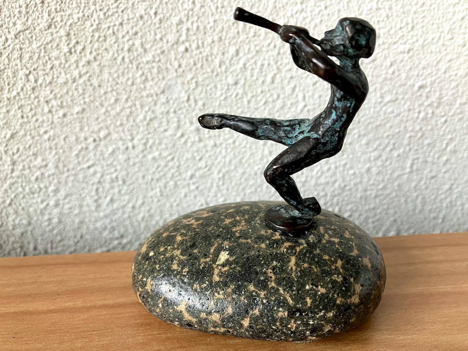 Niel Steenbergen - Prachtig bronzen beeldje van de Pan met de fluit. verkocht voor € 45!