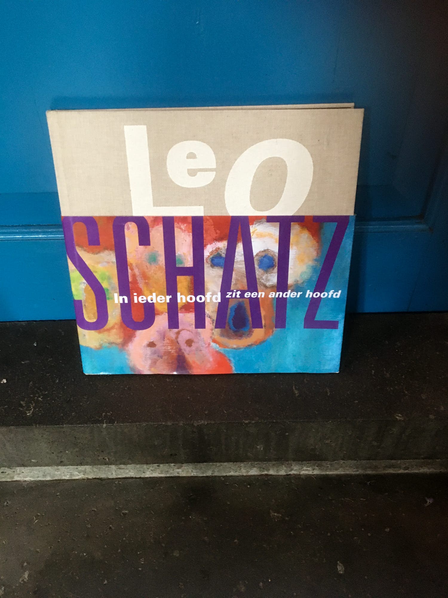 Leo Schatz - In ieder hoofd zit een ander hoofd verkocht voor € 1!