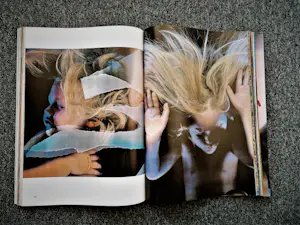Lieve Prins - Groot en lijvig in 2004 verschenen fotoboek "Touch" -1e druk kopen? Bied vanaf 1!