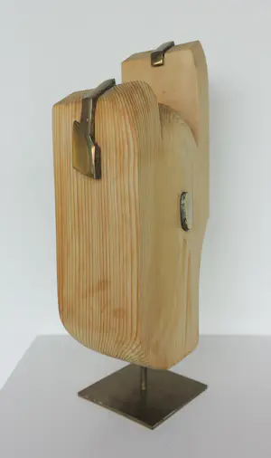 Frans Kokshoorn - Sculptuur van hout met metalen elementen kopen? Bied vanaf 150!