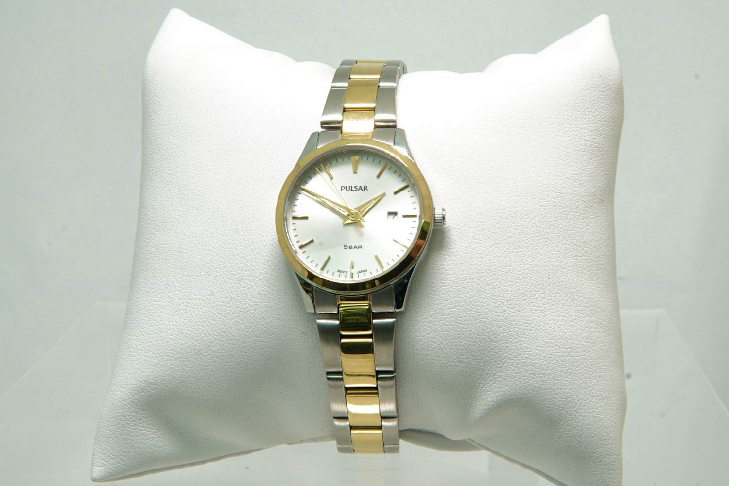 28-  Klassiek PULSAR Bicolor PH7542X1 quartz dames-polshorloge met datumvenster kopen? Bied vanaf 10!