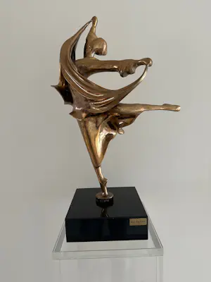 Avi Kenan - Ballerina, gepolijst brons, op granieten basis, gedateerd 1981, no. 22/50 kaufen? Bieten Sie von 650!