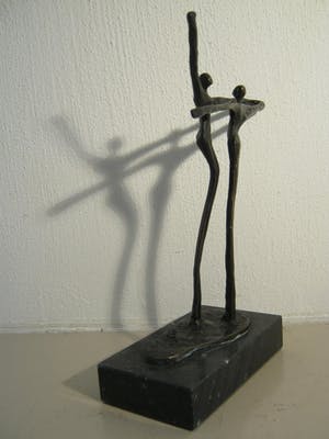 Corry Ammerlaan - Sculptuur - "Verbondenheid" - gesigneerd kopen? Bied vanaf 75!