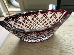 Niet of onleesbaar gesigneerd - Boheems Crystal verkocht voor € 1!