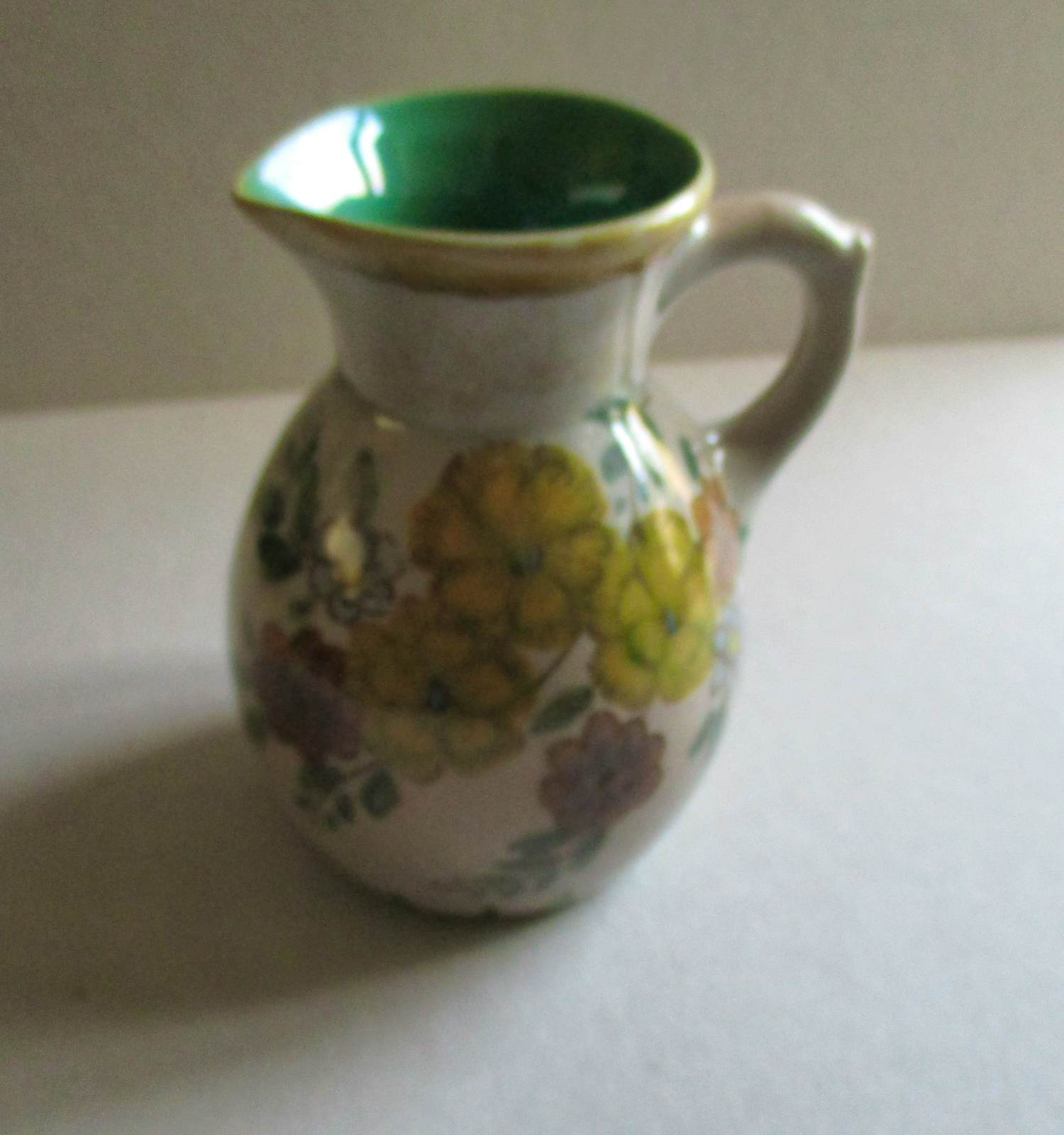 Plateelbakkerij Flora - vaasje/kannetje 3375 verkocht voor € 1!