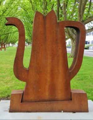 Klaas Gubbels - Cortenstaal monumentaal beeld: Napels. (Zeer groot) verkocht voor € 7000!