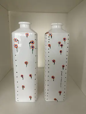 Marianne Bey - Twins kopen? Bied vanaf 1!