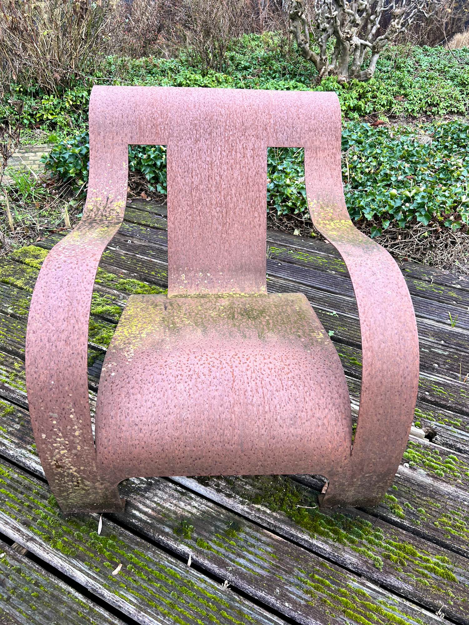 Dick Rakhorst - Prachtig abstract ijzeren fauteuil voor in de tuin kopen? Bied vanaf 100!