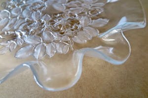 Walther glas - Grote Waaierschaal - kristalglas met floraal decor in reliëf en gepatineerd kopen? Bied vanaf 1!