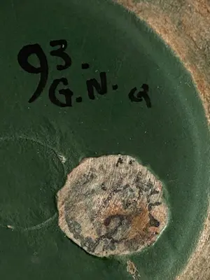 Bert Nienhuis - Plateelbakkerij De Distel, Amsterdam zeldzame decoratieve art deco vaas kopen? Bied vanaf 95!