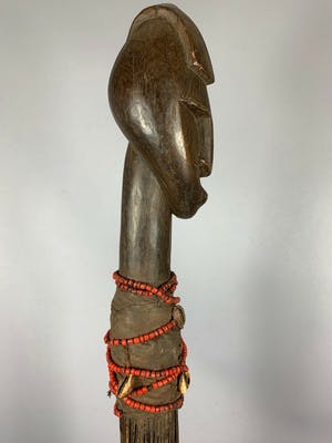 Dogon - 201218 - Old Tribal used African Dogon broom with head - Mali. kopen? Bied vanaf 65!