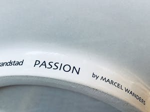 Marcel Wanders - Schaal Passion Olympische Spelen Bejing, gesigneerd kopen? Bied vanaf 20!