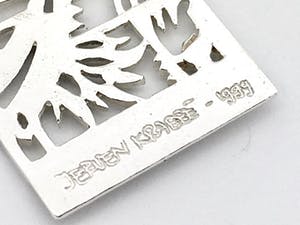 Jeroen Krabbe - Zilveren broche/hanger kopen? Bied vanaf 39!