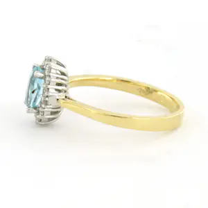 18k gouden ring met topaas en briljant geslepen diamant tot. 0.26ct kopen? Bied vanaf 500!