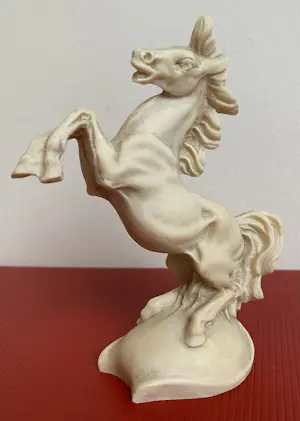 Amilcare Santini - Steigerende hengst kopen? Bied vanaf 50!