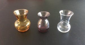 Kristalunie Maastricht - Negen kleine vaasjes kopen? Bied vanaf 20!