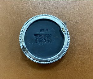 Wedgwood - vintage camee broche kopen? Bied vanaf 1!