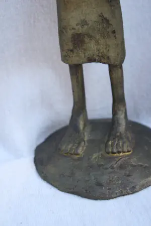 Yoruba - Bronzen Vrouw Elegante Afrikaanse sculptuur (20e eeuw) kopen? Bied vanaf 75!