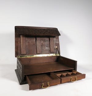 Niet of onleesbaar gesigneerd - Hout, Gesneden schrijfkistje kopen? Bied vanaf 1!