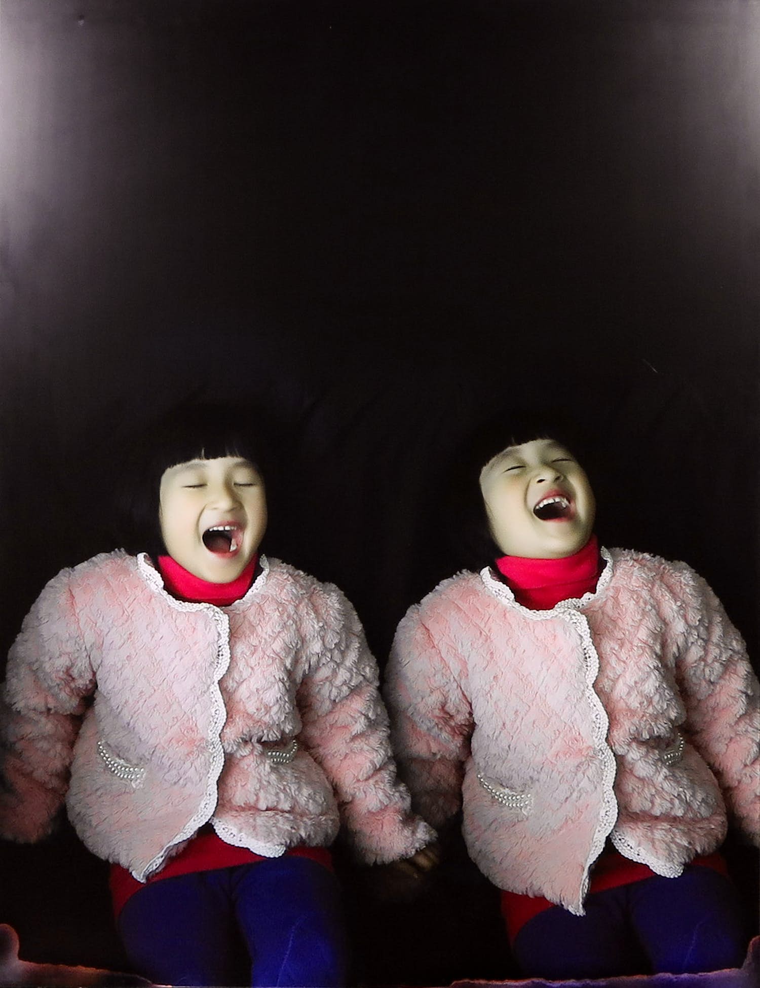 Eric Guo - Foto op dibond, Warmth of its own II - Ingelijst kopen? Bied vanaf 1!