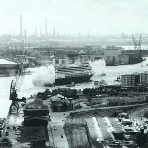 Niet of onleesbaar gesigneerd - Foto, S.S. Rotterdam - Ingelijst verkocht voor € 1!