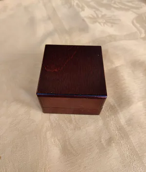 Krista Vandevelde - Creatie: romantische gouden ring (18KT) met diamant en Tahitiaanse parel kopen? Bied vanaf 450!