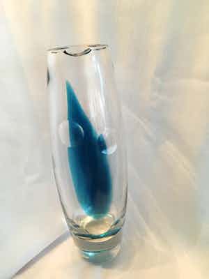 Siem van der Marel - Glazen vaas, karaf ESSILOR verkocht voor € 80!