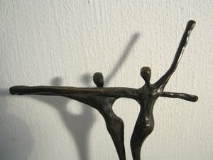 Corry Ammerlaan - Sculptuur - "Verbondenheid" - gesigneerd kopen? Bied vanaf 75!