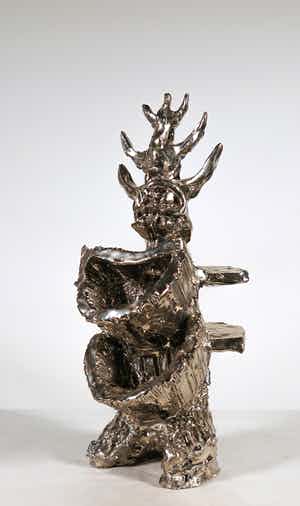 Chris Baaten - Verchroomd keramiek, Vrijgevormd figuur verkocht voor € 150!