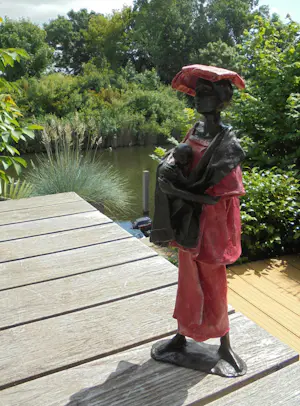 Marianne Houtkamp - Moeder met baby. Met aankoopnota van € 3.500,-! kopen? Bied vanaf 1475!