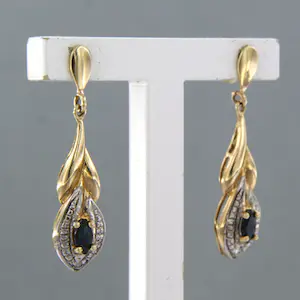 14k bicolour gouden oorbellen met saffier en diamant kopen? Bied vanaf 90!