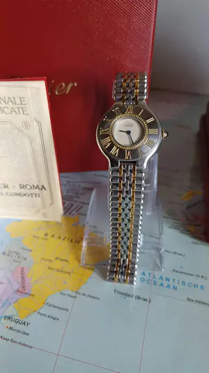 Dames uurwerk ´Cartier´ kopen? Bied vanaf 1400!