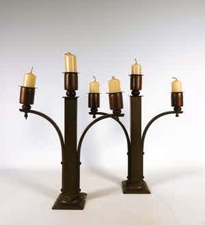 Nieuwe Kunst - 2 koperen Art Deco kandelaars verkocht voor € 35!