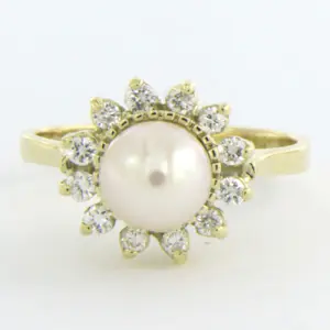 14k gouden ring bmet parel en briljant geslepen diamant tot. 0.30ct kopen? Bied vanaf 515!