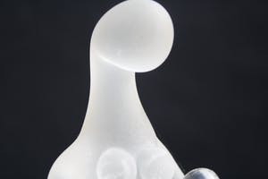 Niet of onleesbaar gesigneerd - Moeder met Kindje kopen? Bied vanaf 1!