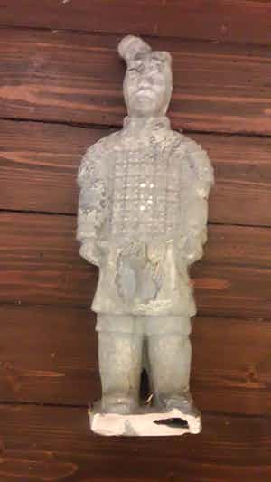 Niet of onleesbaar gesigneerd - Chinese Krijger verkocht voor € 1!