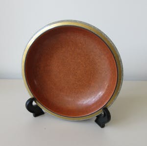 Royal Copenhagen - Art deco oranje porseleinen craquele schaal - ontwerp Thorkild Olsen kopen? Bied vanaf 40!