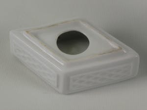 Niet of onleesbaar gesigneerd - Art Deco kannetje en asbak kopen? Bied vanaf 1!