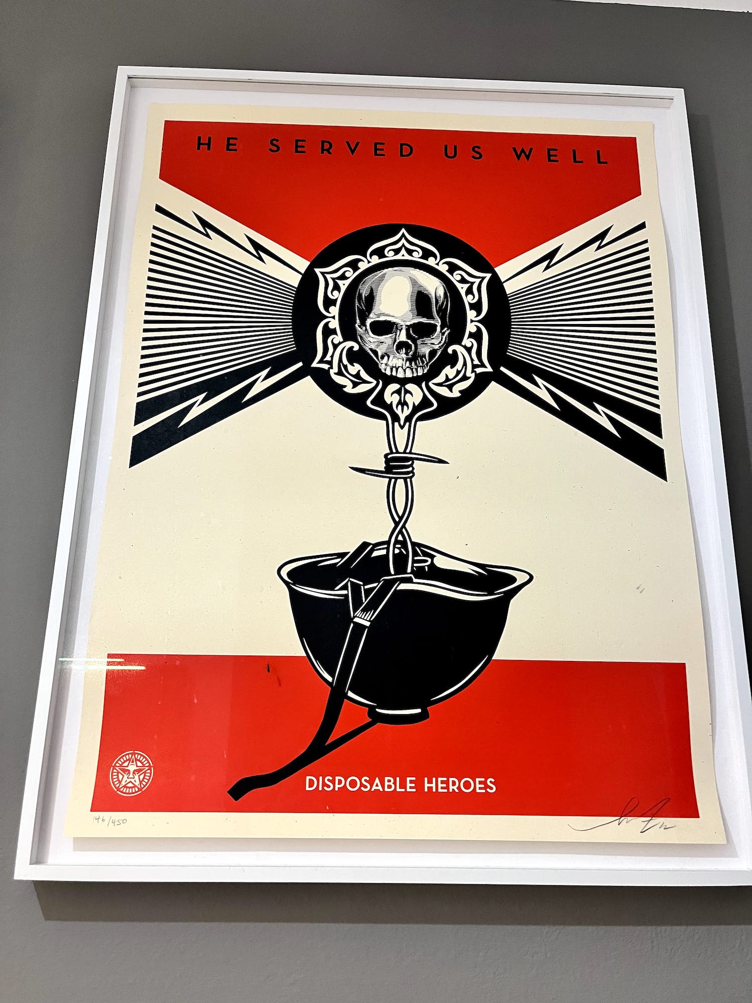 Shepard Fairey - Disposable Heroes kopen? Bied vanaf 790!