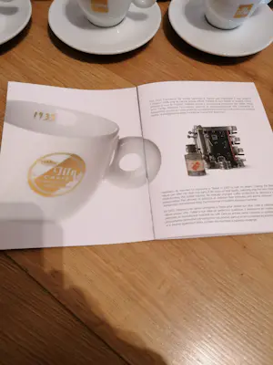 illy Art Collection - illy Limited Edition Heritage Set of 6 Espresso kopen? Bied vanaf 75!