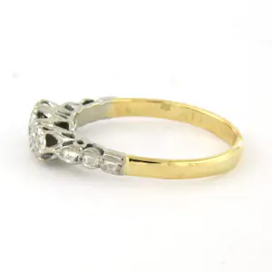 18k goud met platina ring bezet met single cut geslepen diamant totaal 0.05ct kopen? Bied vanaf 285!
