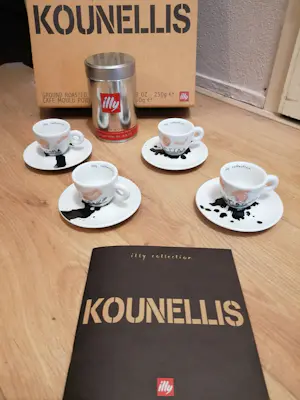 illy Art Collection - illy collection 2005 - espresso cups Jannis Kounellis kopen? Bied vanaf 70!