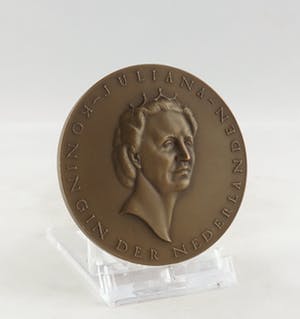 Pieter de Monchy - Termote, Hekman, Luns en anderen, Lot van 8 bronzen penningen kopen? Bied vanaf 100!