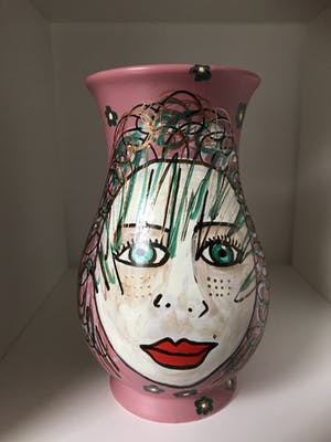 Marianne Bey - Pink Woman kopen? Bied vanaf 25!