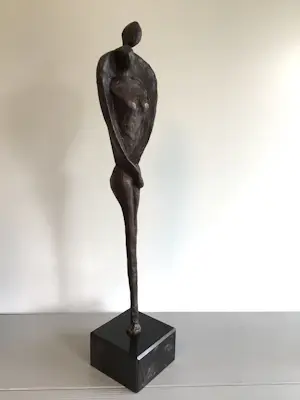 Jos Gielen - Sculptuur “ Twee levens in één gesmolten “ kopen? Bied vanaf 149!