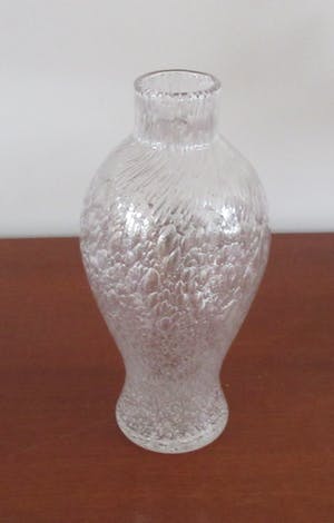 Floris Meydam - Blanke elegante gevormde Airbubble vaas kopen? Bied vanaf 10!