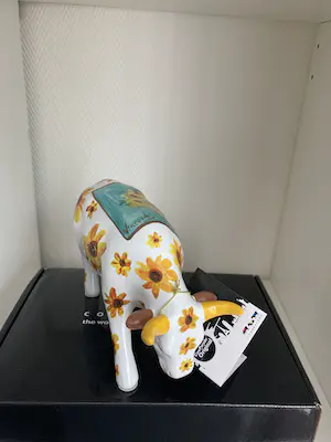 Buy Marianne Bey - Sunflowers / Van Gogh / Cowparade? Bid from 1!