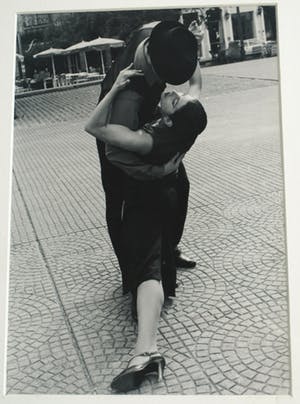 Niet of onleesbaar gesigneerd - Foto , Tango, Buenos Aires – ingelijst – gesigneerd “P.P.” kopen? Bied vanaf 10!