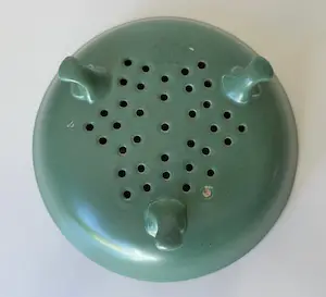 Firma Regout & Co - Art Deco groen aardewerken fruittest kopen? Bied vanaf 1!